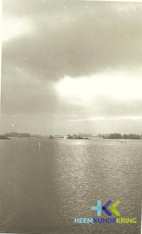 hoogwater RWS Coll.HK Rijnwaarden 1970